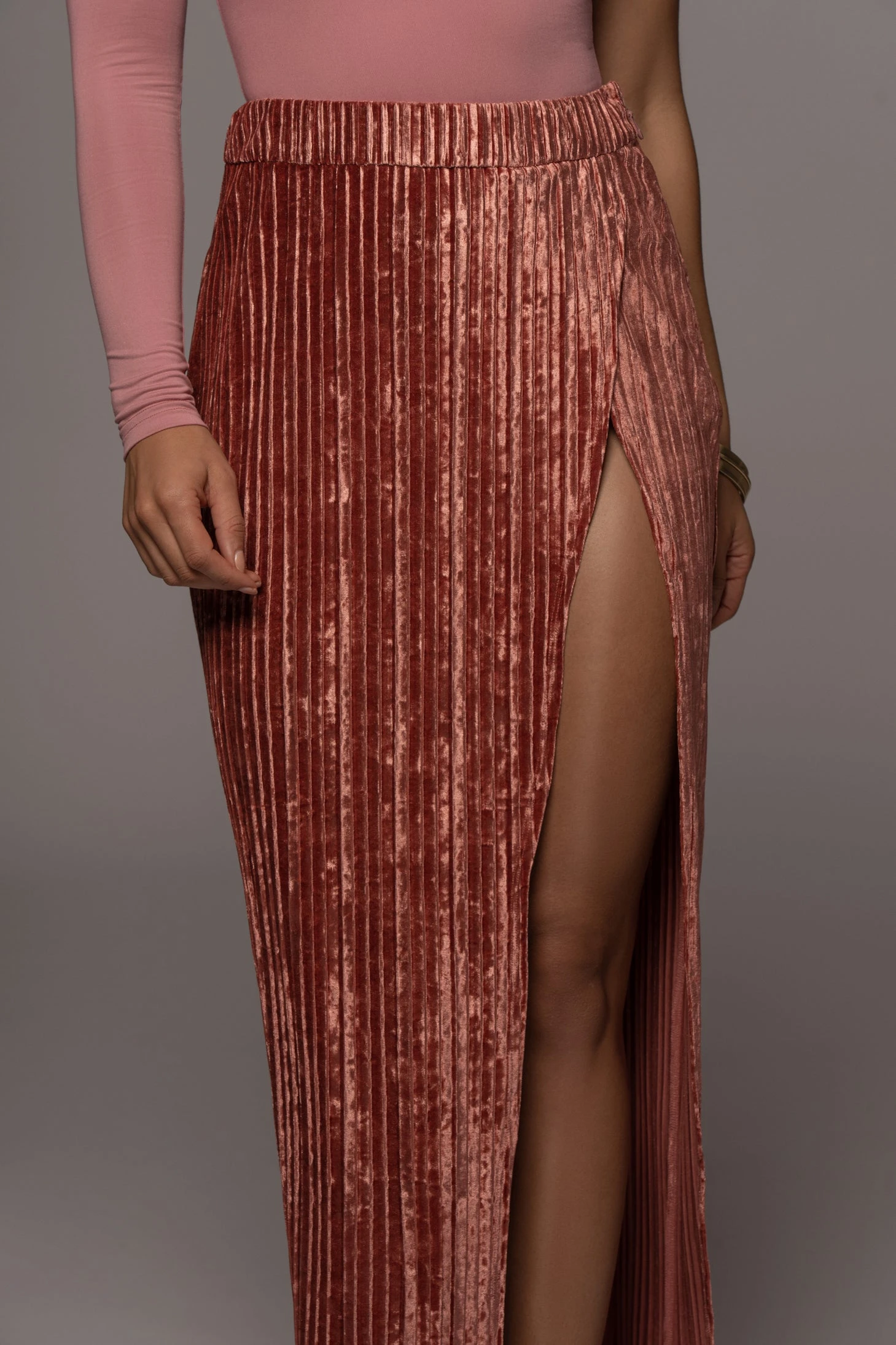 Rose Krisana Velvet High Slit Skirt - Image 7