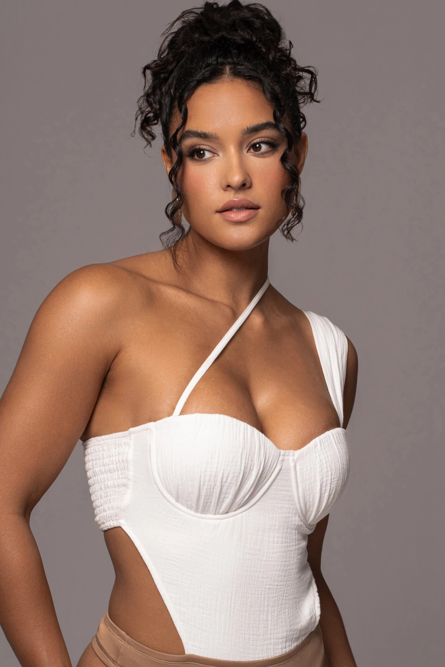 Natural Scenic One-Shoulder Linen Bodysuit - Image 5