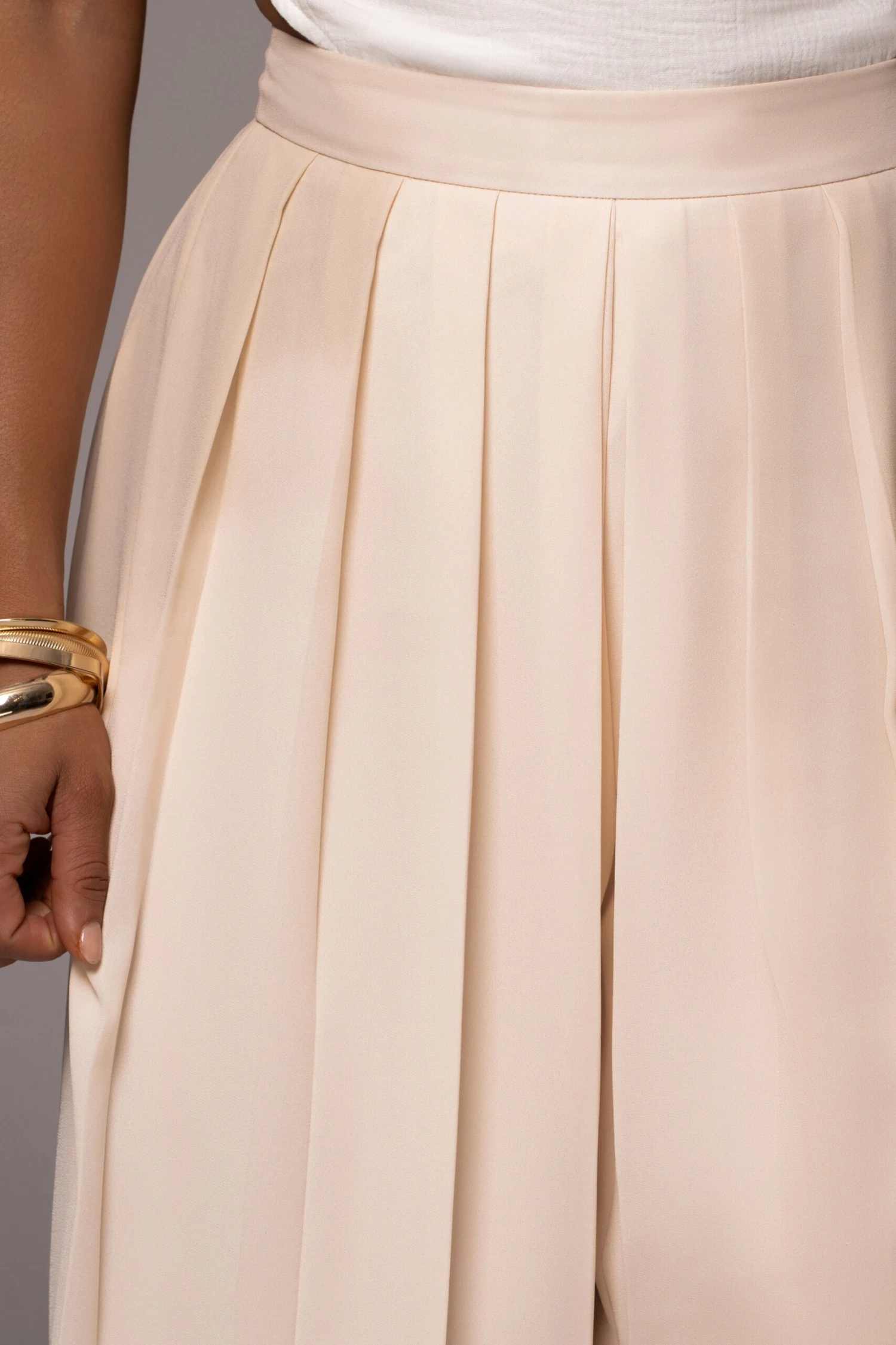 Ivory Josette Wide-Leg Pleated Pants - Image 10