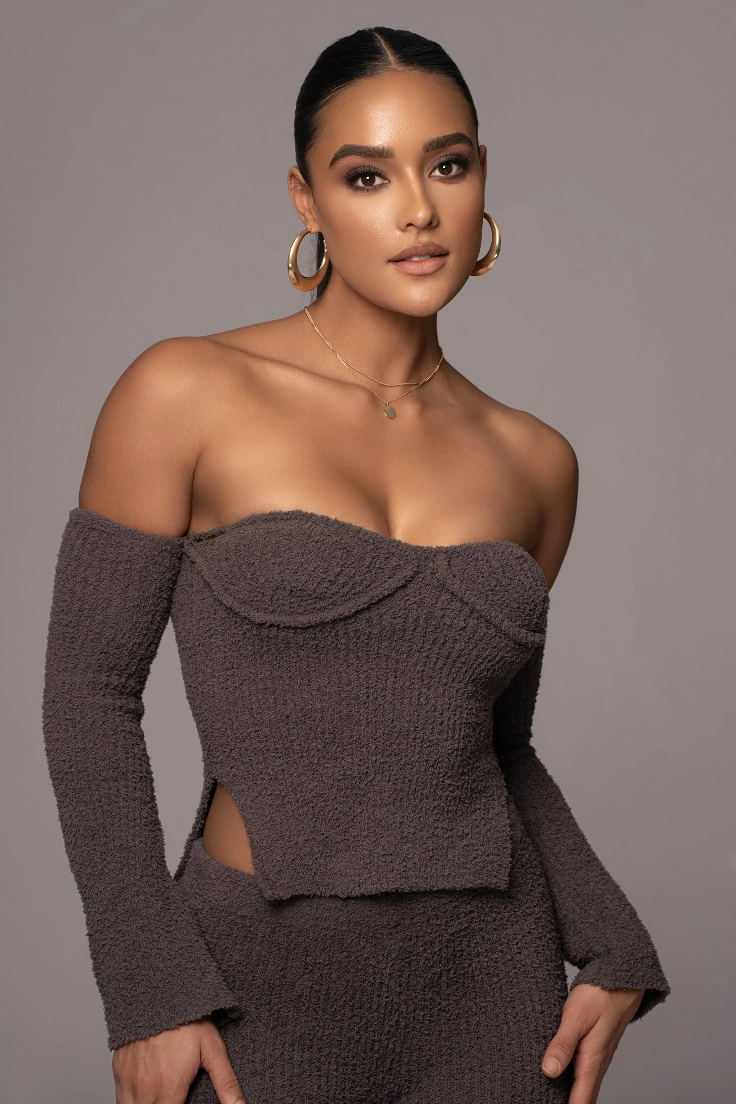 Midnight Grey Off The Record Plush Set - Image 2