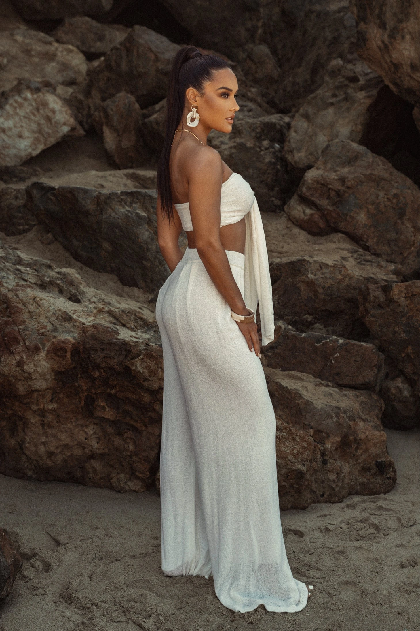 Off White Arya Two Piece Set - Image 17