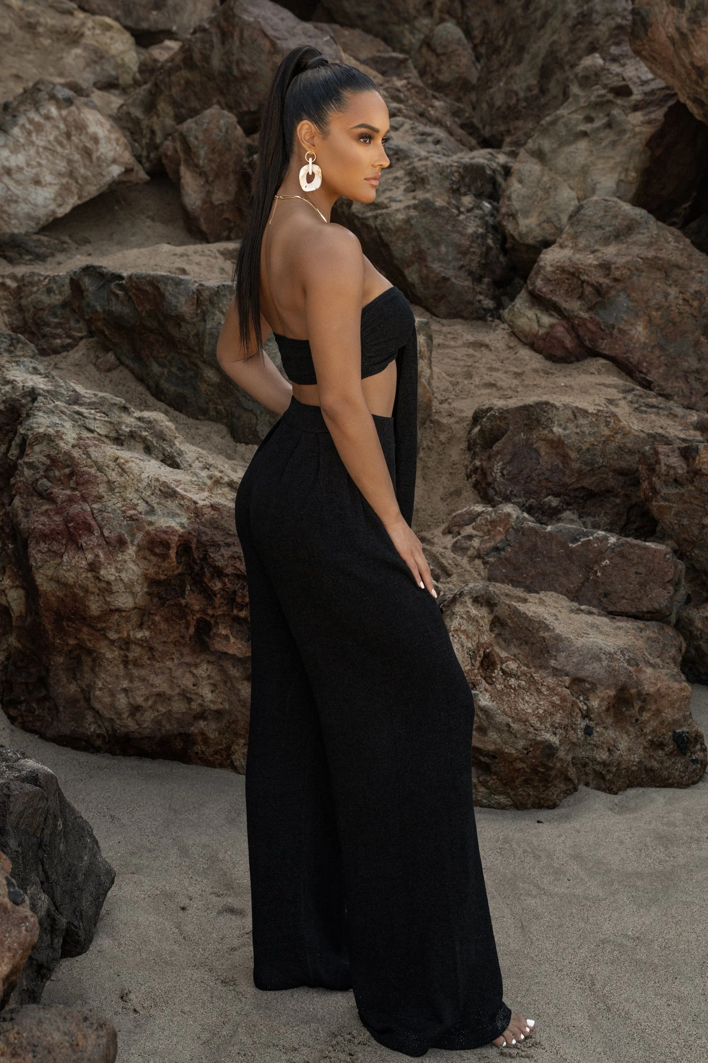 Noir Arya Two Piece Set - Image 14