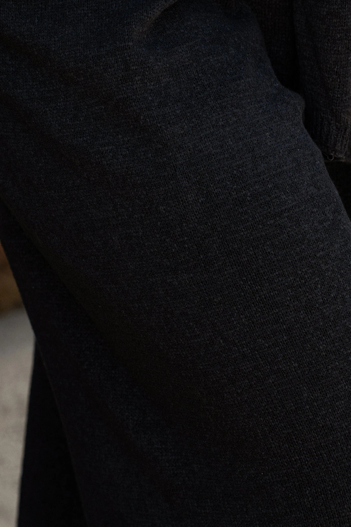 Noir Arya Two Piece Set - Image 16